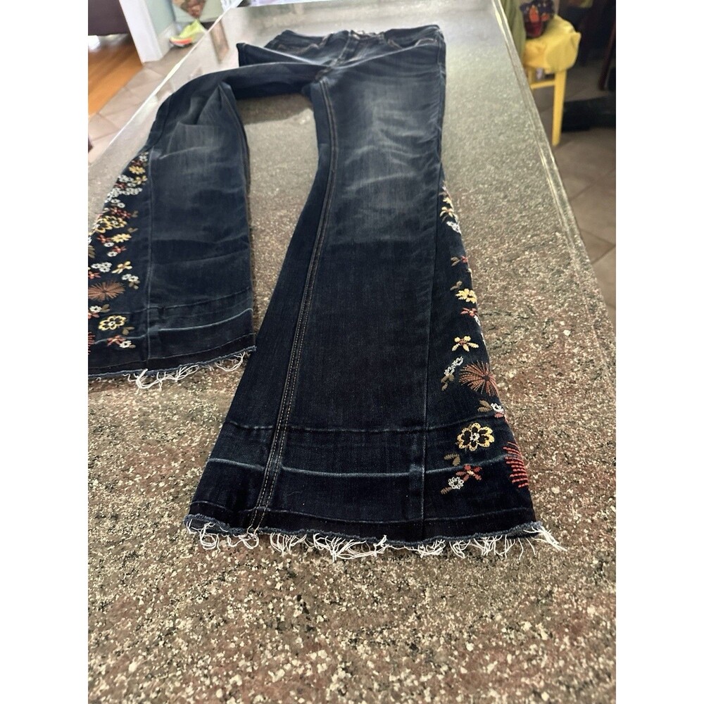 ASHLEY MASON PREMIUM Womens Blue Embroidered Flare Jeans Size 5/27 - Picture 9 of 13